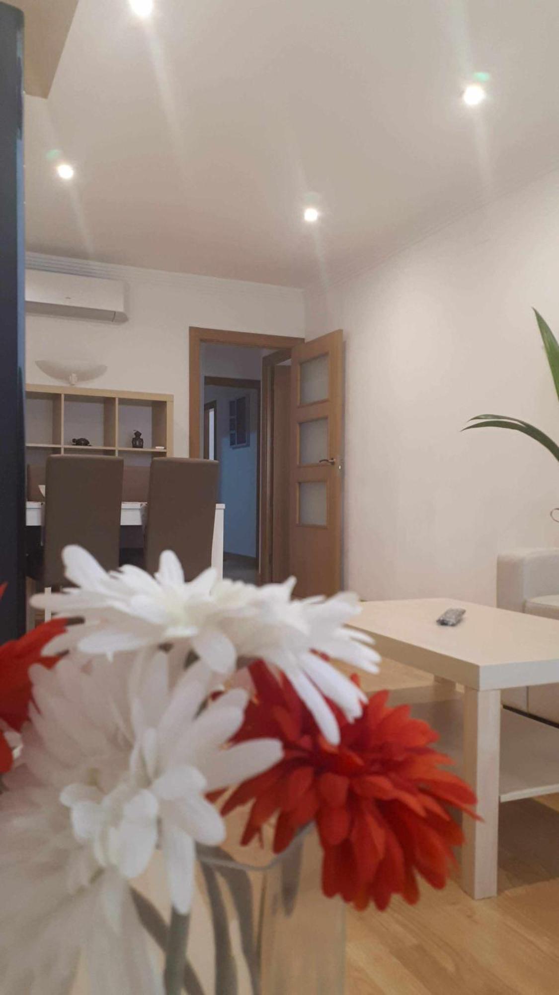 Laura House The Style Airport Bcn Apartment Viladecáns Екстериор снимка